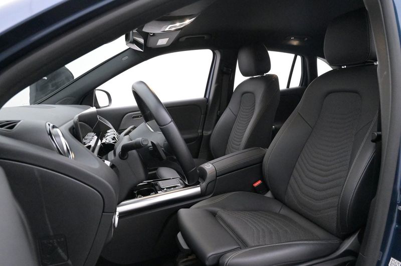 Mercedes EQA300 bild 10