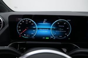 Mercedes EQA300 bild 9