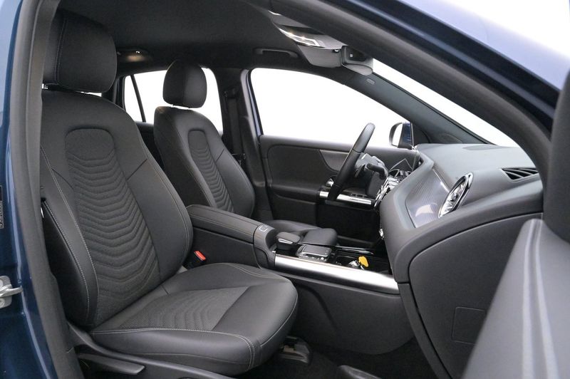 Mercedes EQA300 bild 15