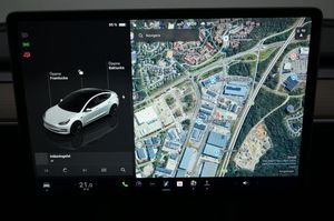 Tesla Model 3 bild 17