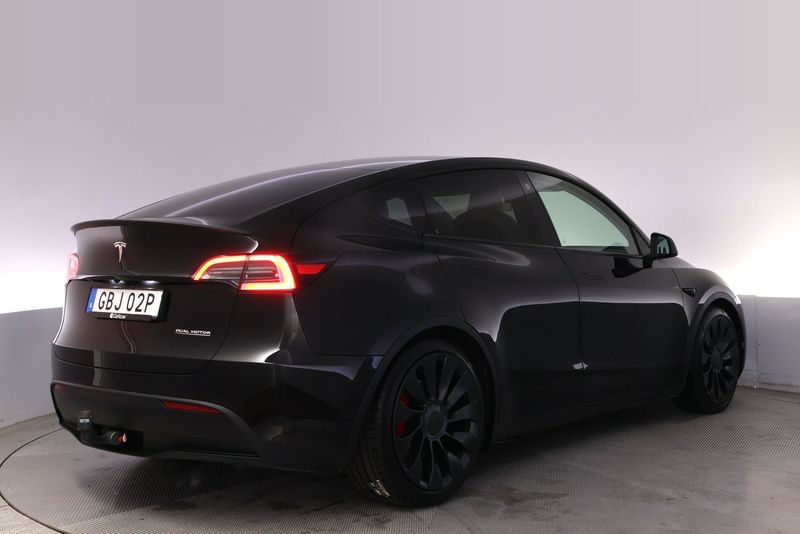 Tesla Model Y bild 5