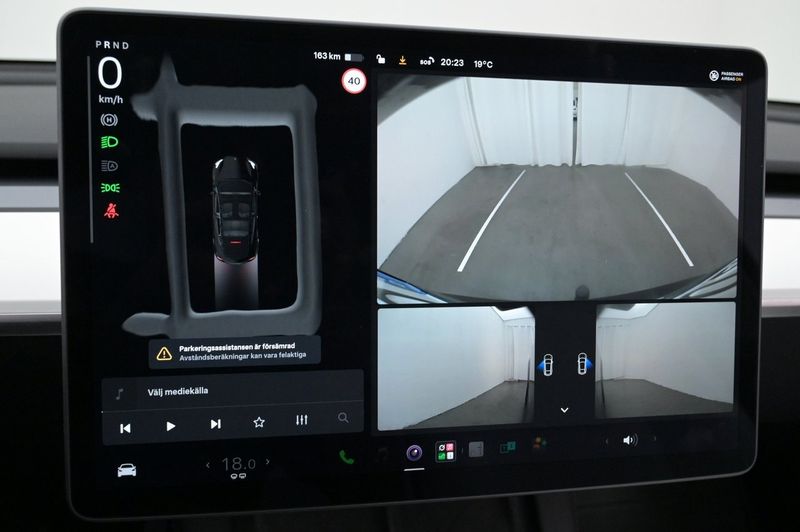 Tesla Model Y bild 18