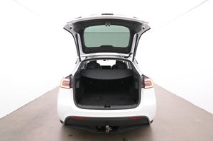 Tesla Model Y bild 22