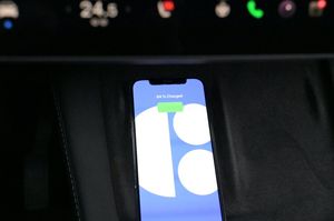 Tesla Model Y bild 19