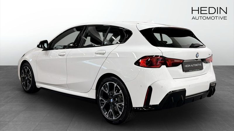 BMW 120 bild 2