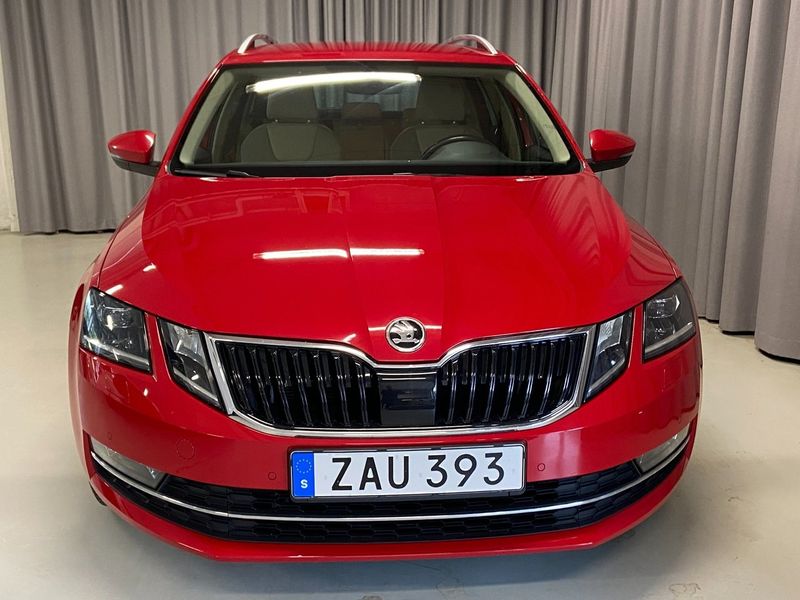 Skoda Octavia bild 2