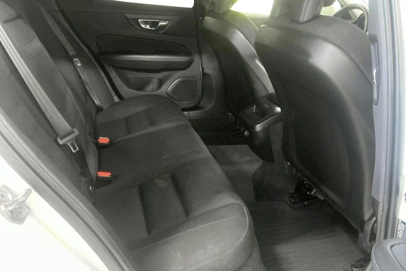 Volvo V60 bild 8