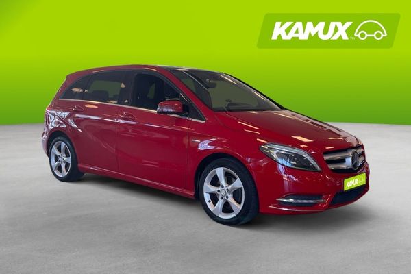 Mercedes B180 Sport Panorama Halvskinn Värmare - 2012