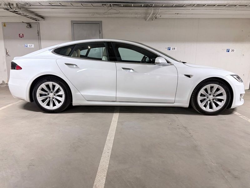 Tesla Model S bild 6