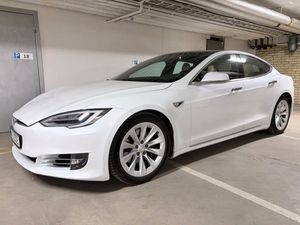 Tesla Model S bild 1