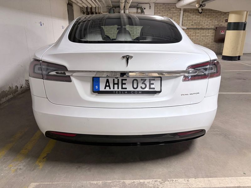 Tesla Model S bild 7