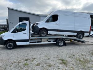Mercedes Sprinter bild 1