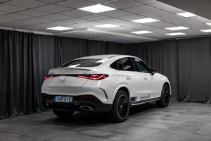 Mercedes GLC300 bild 2