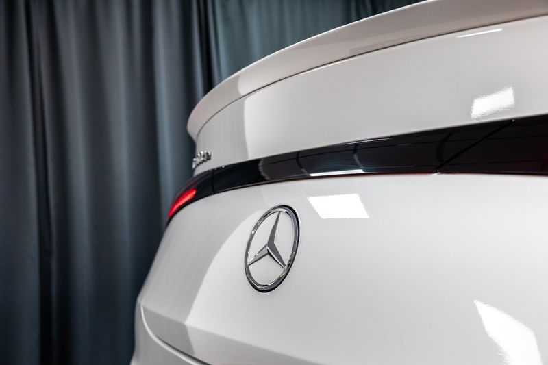 Mercedes GLC300 bild 27
