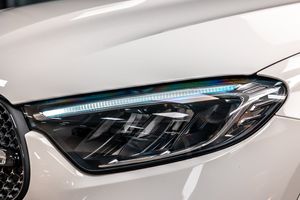 Mercedes GLC300 bild 6