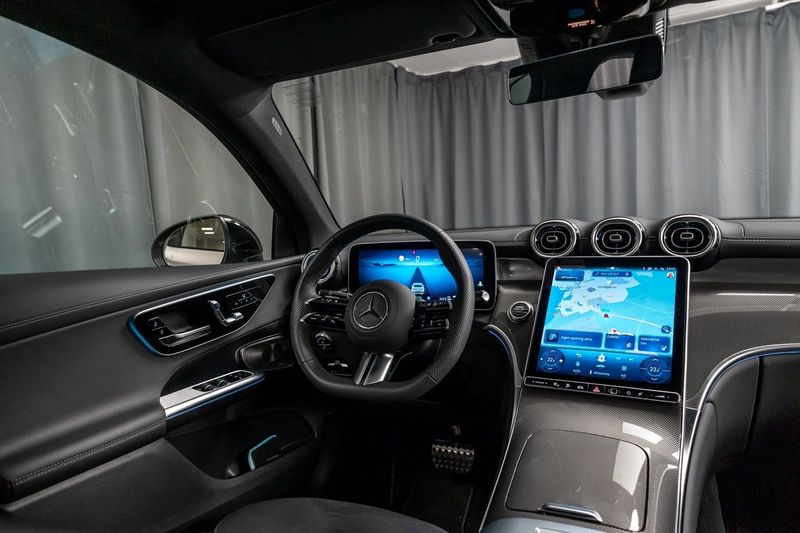 Mercedes GLC300 bild 16