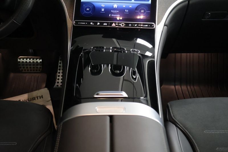 Mercedes GLC300 bild 21