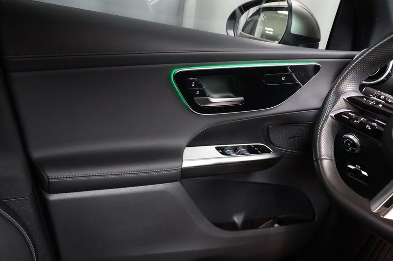 Mercedes GLC300 bild 15