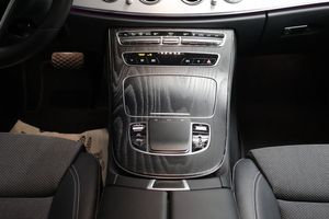 Mercedes E300 bild 22