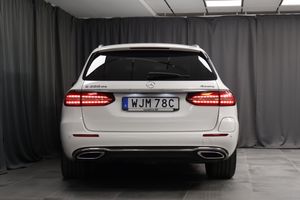 Mercedes E300 bild 4