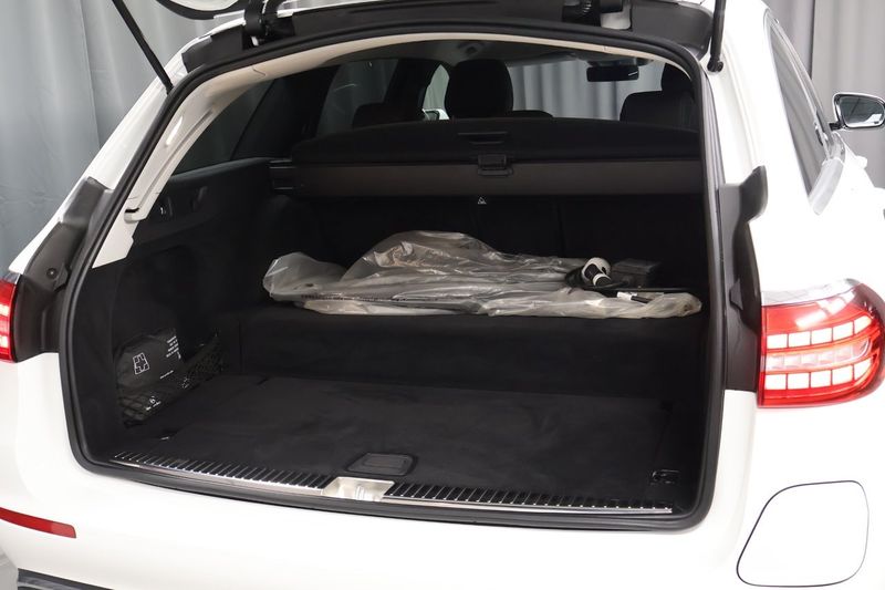 Mercedes E300 bild 12