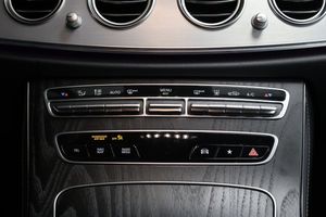 Mercedes E300 bild 21