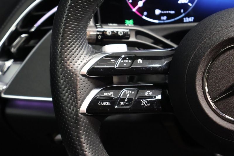 Mercedes E300 bild 18