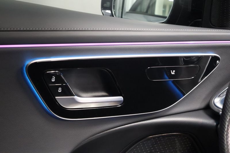 Mercedes E300 bild 16