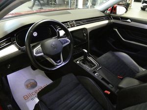 Volkswagen Passat bild 14