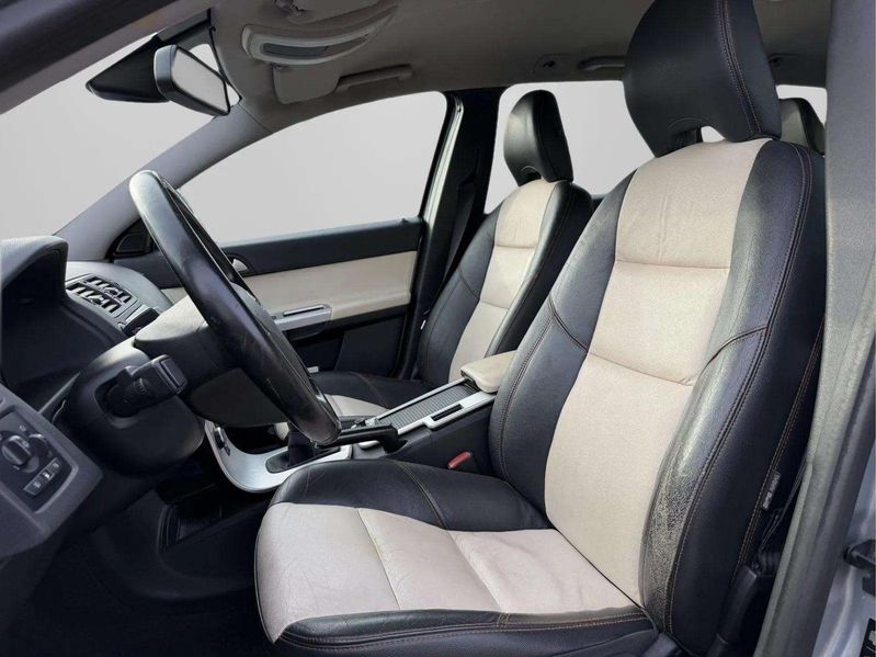 Volvo V50 bild 8