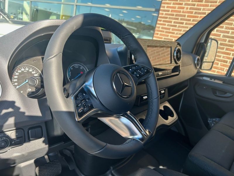 Mercedes Sprinter bild 4
