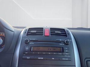 Toyota Auris bild 13