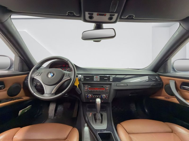 BMW 320 bild 11