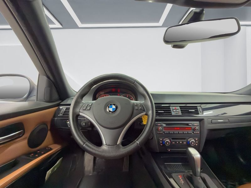 BMW 320 bild 12