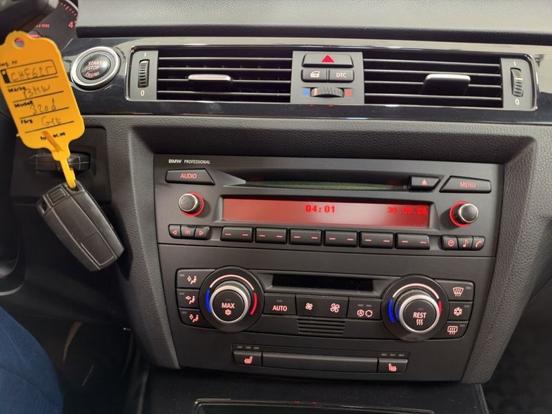 BMW 320 bild 14