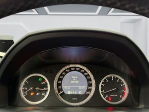 Mercedes C180 bild 12