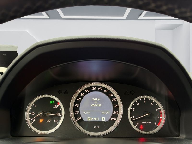 Mercedes C180 bild 12