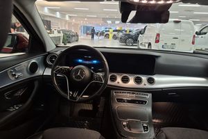 Mercedes E220 bild 9