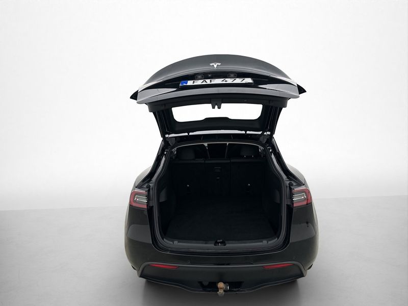 Tesla Model Y bild 10