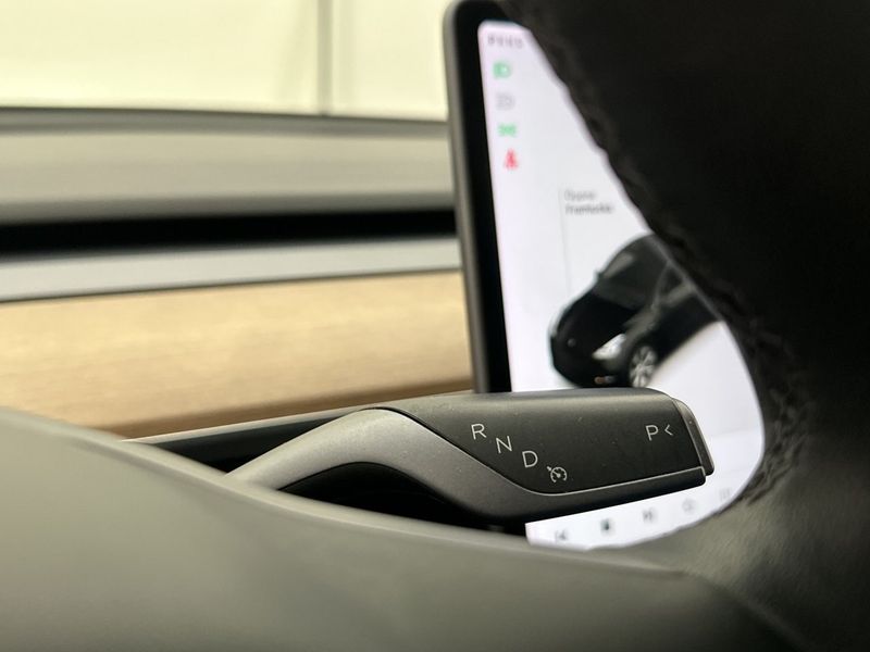 Tesla Model Y bild 20