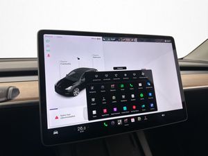 Tesla Model Y bild 27