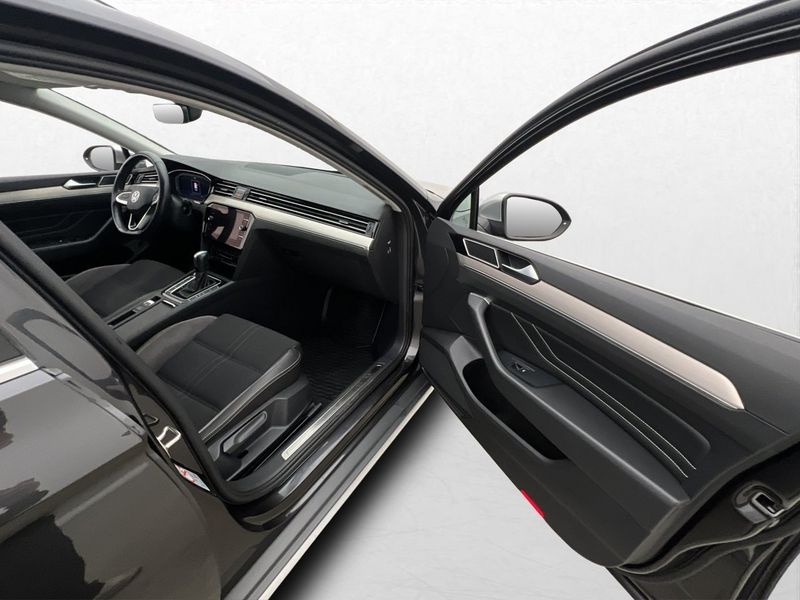 Volkswagen Passat bild 21