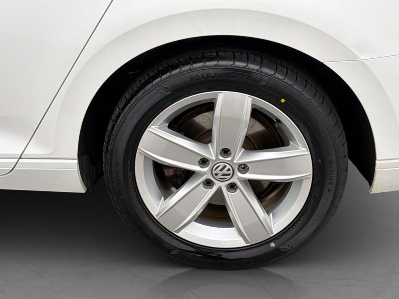 Volkswagen Passat bild 32