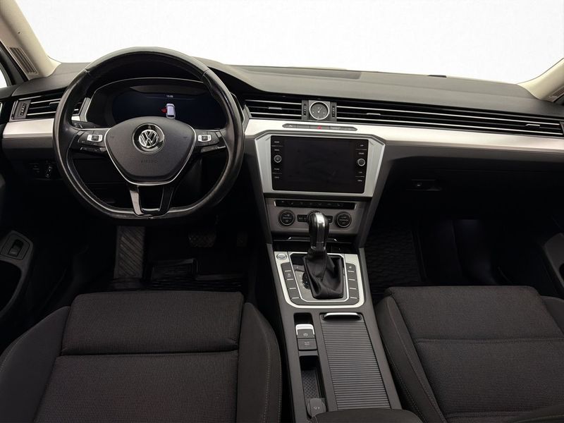 Volkswagen Passat bild 14