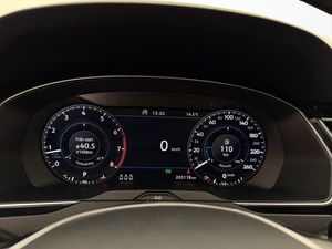Volkswagen Passat bild 17
