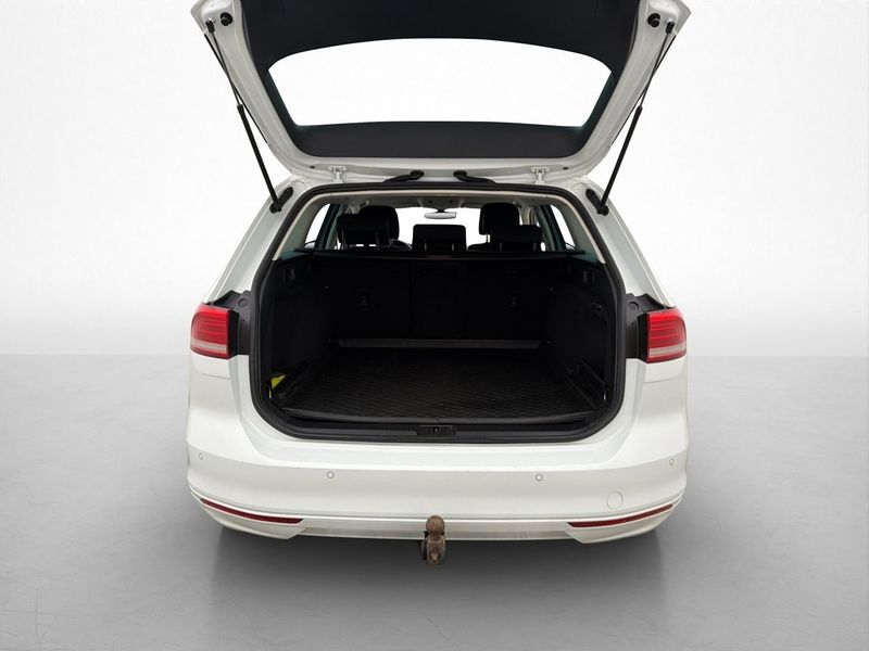 Volkswagen Passat bild 9