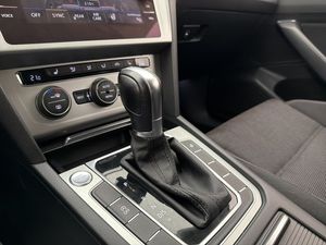 Volkswagen Passat bild 26