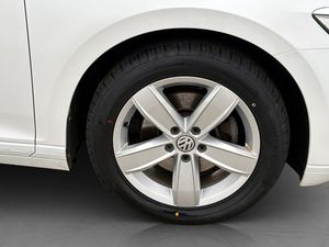 Volkswagen Passat bild 34