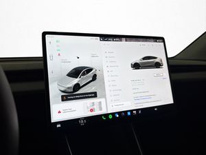 Tesla Model Y bild 25