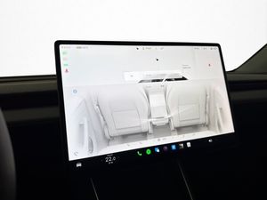 Tesla Model Y bild 23